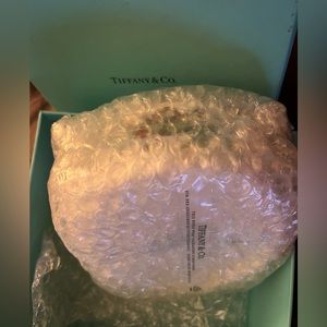 Tiffany Holiday (White  Christmas ointment Japan)
by TIFFANY